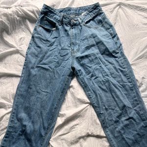 SHEIN medium/light wash jeans size small